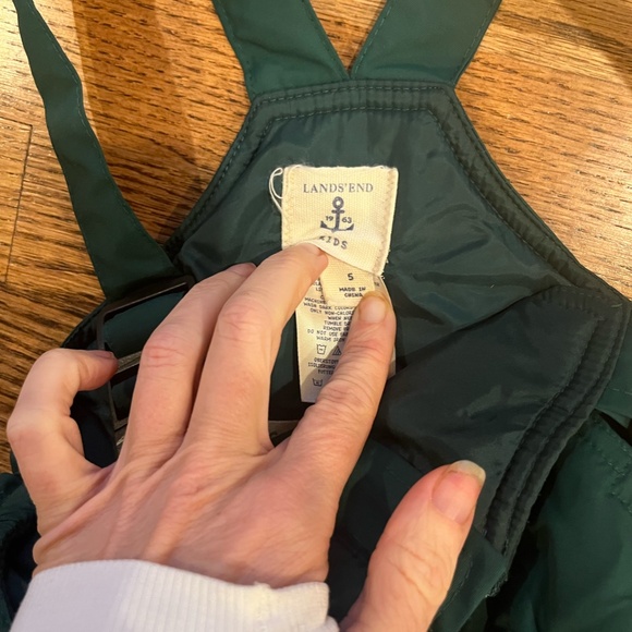 Land's End Snow Bib - Picture 2 of 3